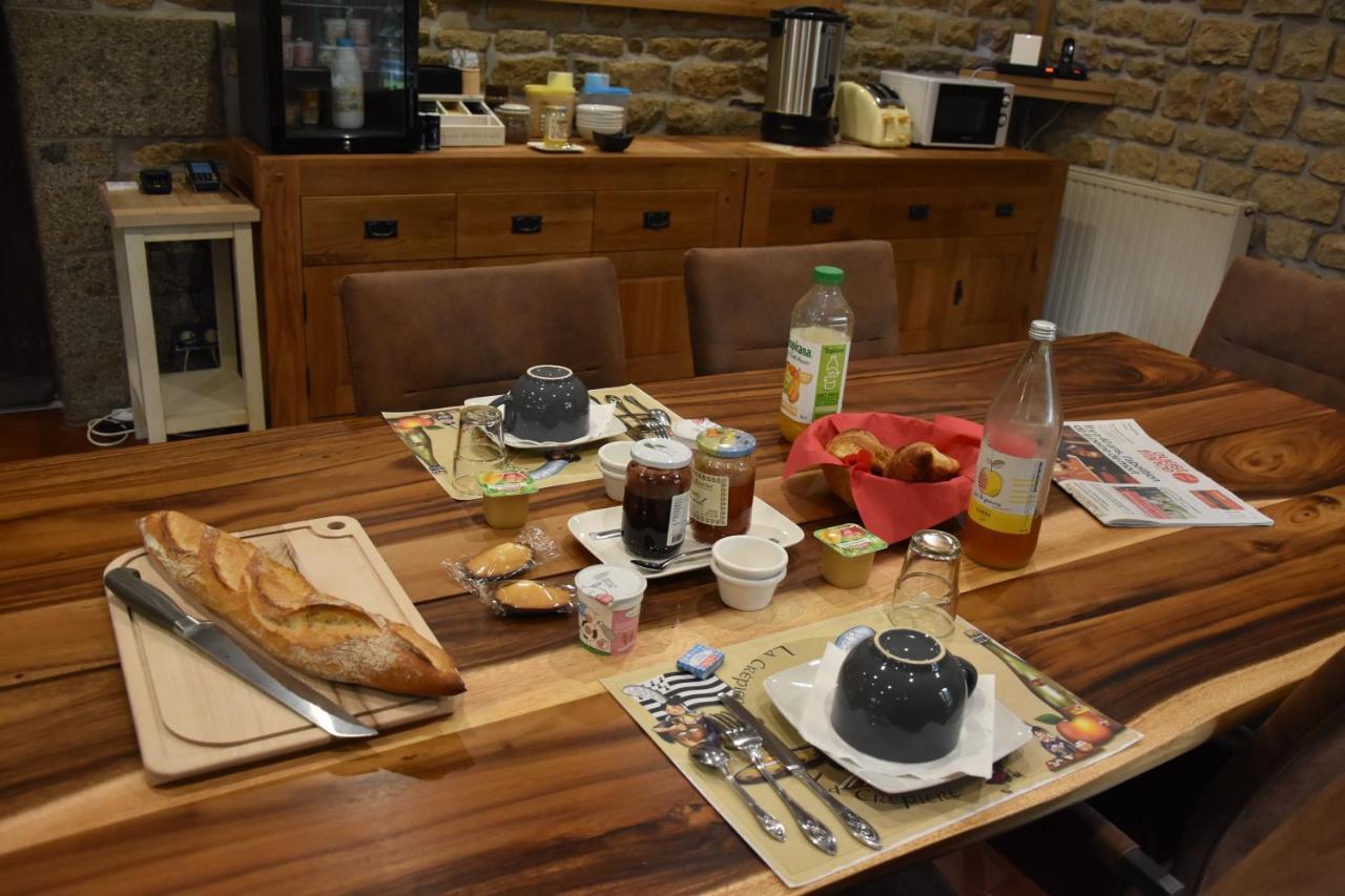 Ker-Loen Bed & Breakfast Val-Couesnon Екстериор снимка