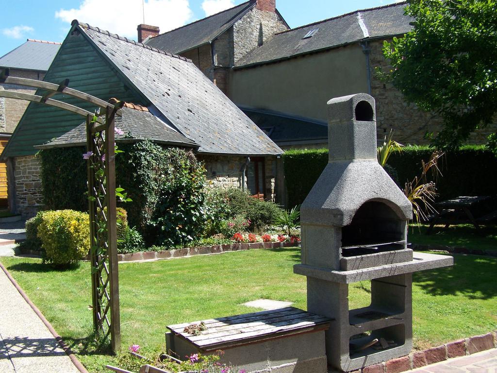 Ker-Loen Bed & Breakfast Val-Couesnon Екстериор снимка