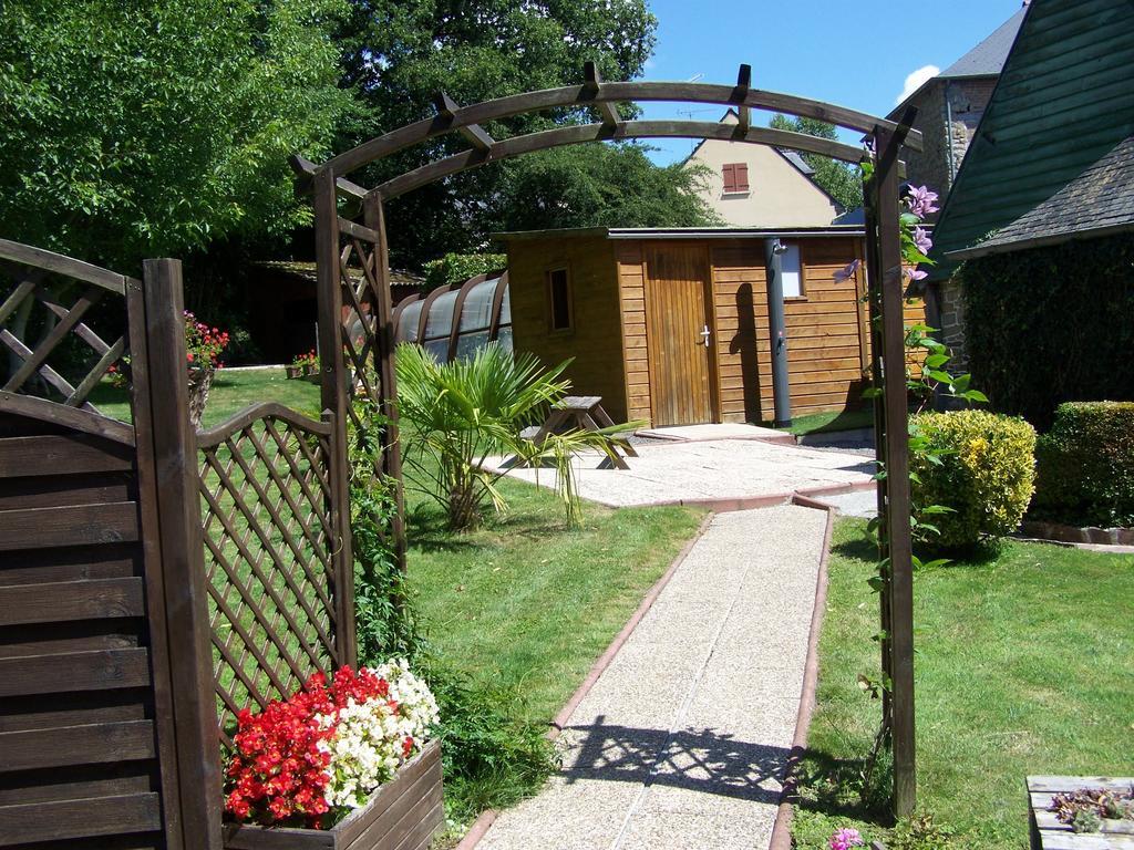 Ker-Loen Bed & Breakfast Val-Couesnon Екстериор снимка