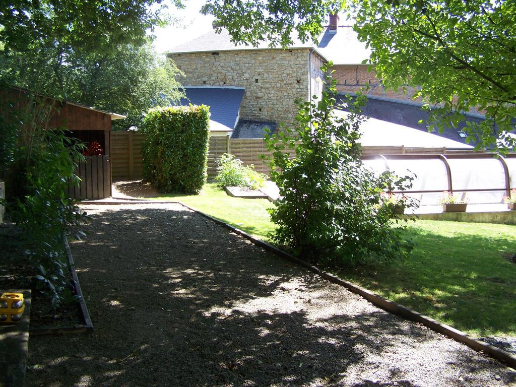 Ker-Loen Bed & Breakfast Val-Couesnon Екстериор снимка