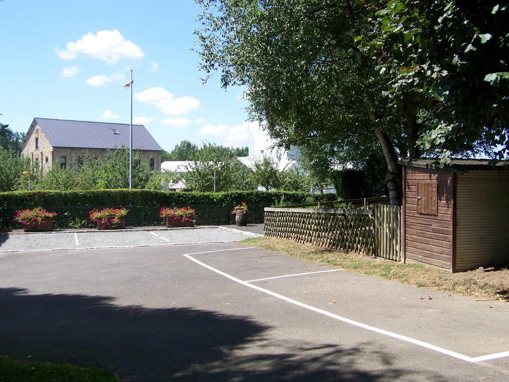 Ker-Loen Bed & Breakfast Val-Couesnon Екстериор снимка